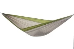 Byer Easy Traveller -Tent Specialty Store opplanet byer of maine easy traveller hammock fern green bye009 fern green new main